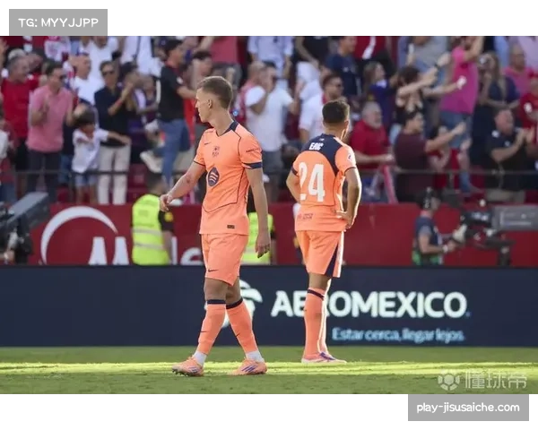 佩德里直塞球与奥尔莫无球穿插 构成巴萨进攻骨架